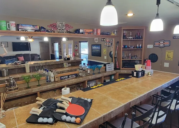 Strip Pool House With Game * Parker