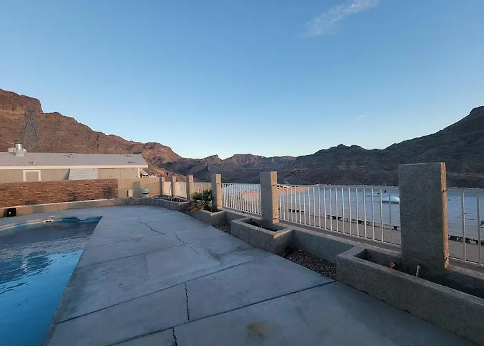 Holiday home Strip Pool House With Game